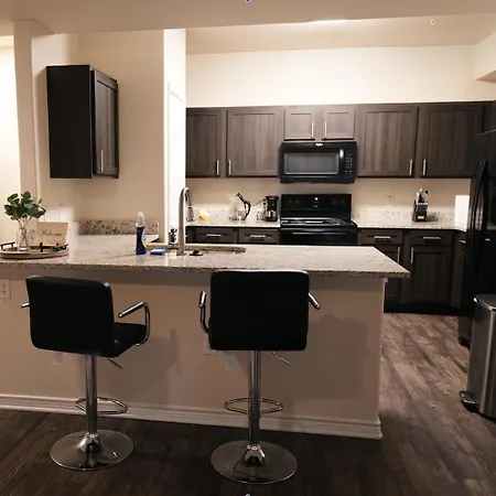 Charming 2 Bedroom, 2 Bath Apartment Austin Exterior photo